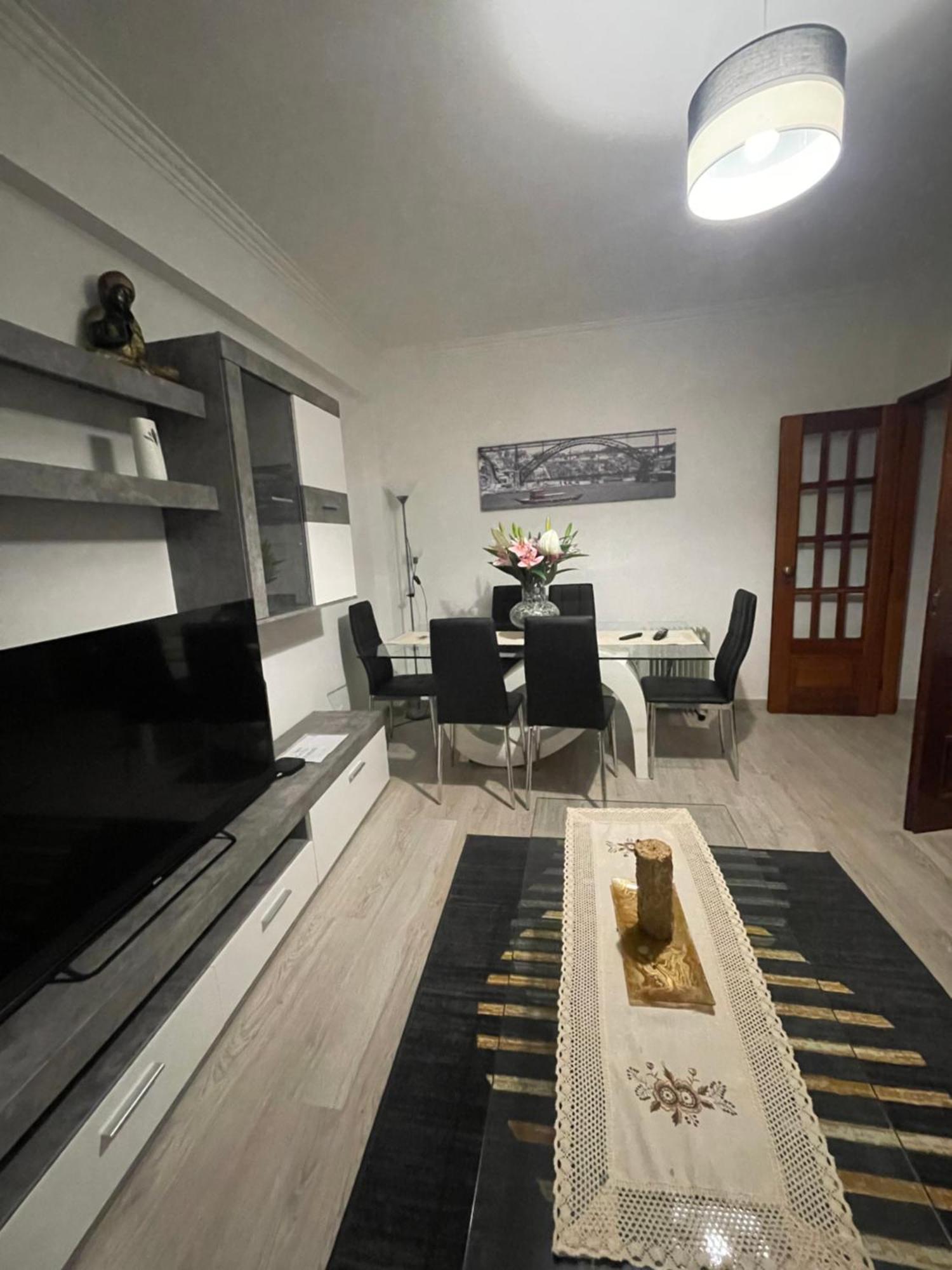 Quarto Suite Relaxante Almada Luaran gambar