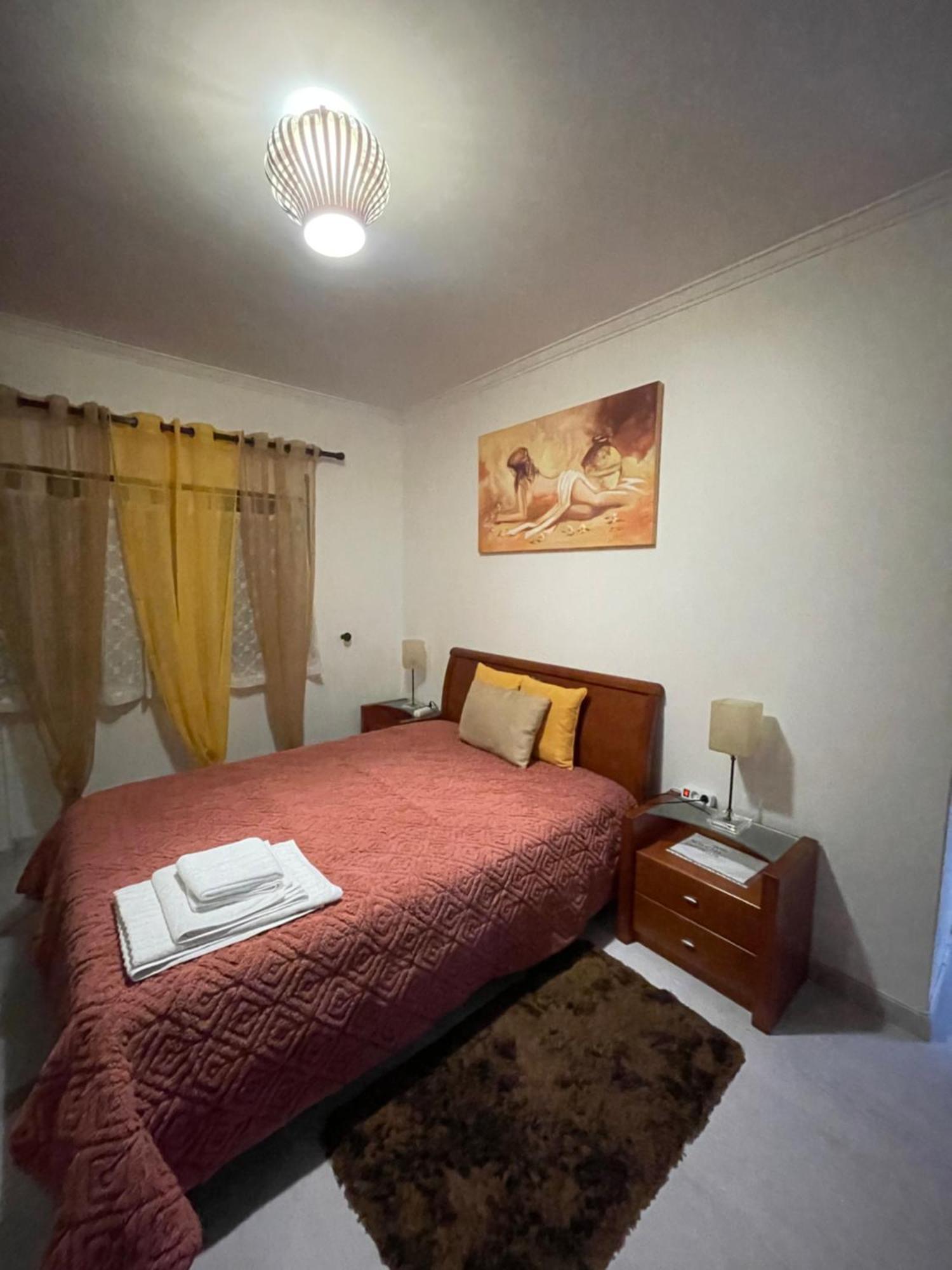 Quarto Suite Relaxante Almada Luaran gambar